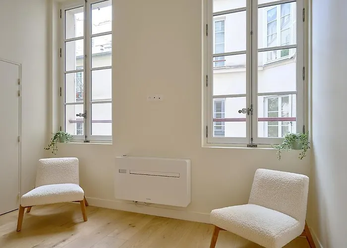 By Saint-sulpice Newly Refurbished 4 Bedroom 아파트 *