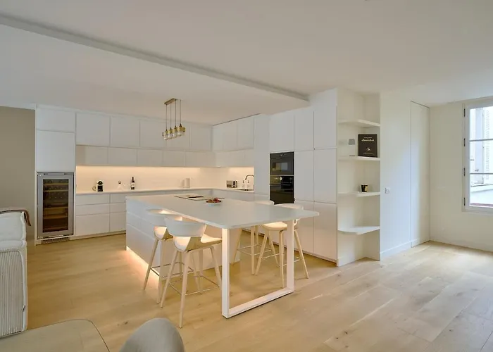 아파트 By Saint-sulpice Newly Refurbished 4 Bedroom 파리